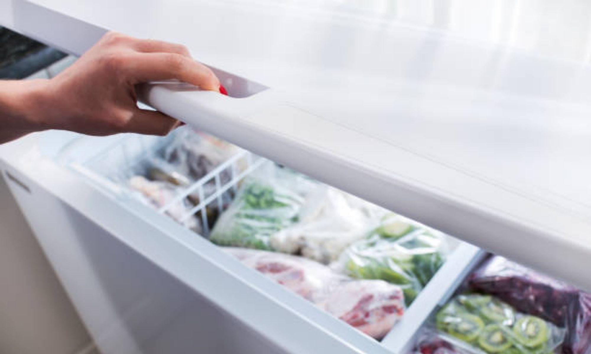 7 Rekomendasi Freezer Box Murah Terbaru