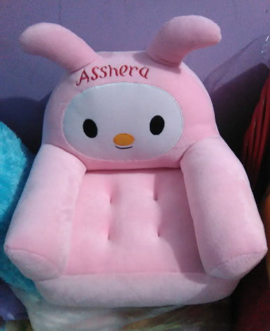 sofa anak karakter