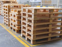 Fungsi dan Jenis Pallet Kayu dalam Ekspedisi fungsi jenis pallet kayu